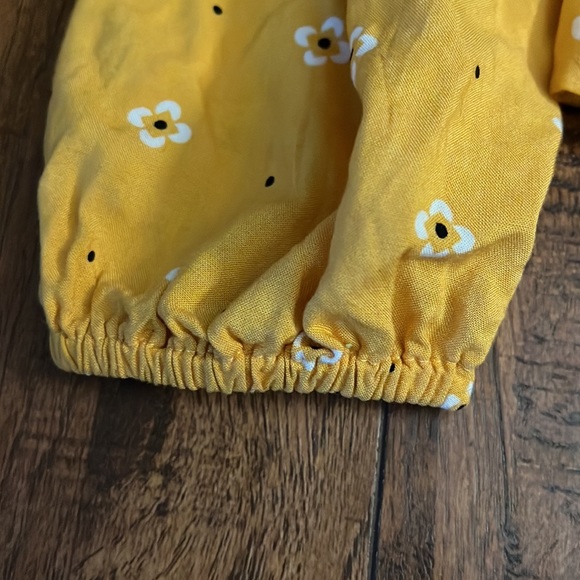 Yellow with White Flowered small shirt - Picture 4 of 4